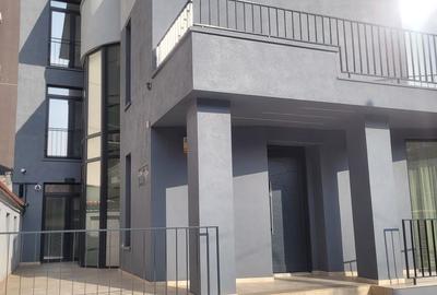 VILA LUX  D+P+1+M ZONA FALEZA NORD - 21