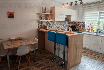Vila 14+ camere 970mp, teren 1045mp, pt ninim 2 familii, mobilata/utilata, 2 gar - 26