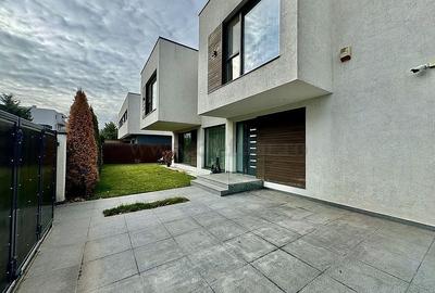 Casă individuală cu 4 camere în Iancu Nicolae