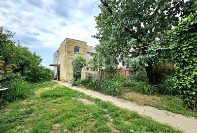 Casă individuală cu 4 camere în Gruia