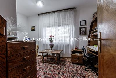 Casă din cărămidă cu 8 camere – zonă liniștită, LIPOVA - 9