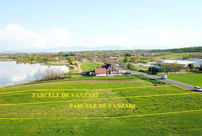 2 parcele de vanzare in Rotbav cu deschidere la DN si la lac - 7