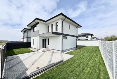 Casă individuală cu 4 camere în Corbeanca