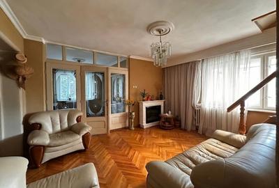 Casa 14 camere Sc=460 mp D+P+1+M cu 426 mp Teren CETATE Lidl Curte Asfalt - 1