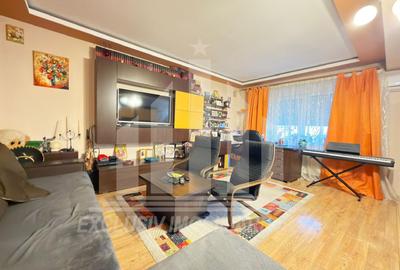 Apartament cu 3 camere decomandat, mobilat în Tolstoi