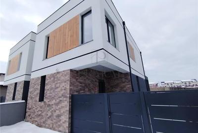 Duplex cu 3 camere în Moșnița Nouă