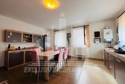 Casa tip duplex de vanzare, Arex - 2