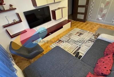 Apartament 3 camere, parcare, Plopilor - 1
