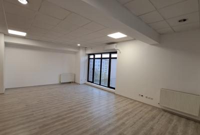 SPATIU BIROU- CLADIRE BIROURI PREMIUM- COSTURILE UTILITATILOR SUNT INCLUSE - 8