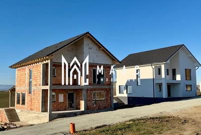 Casă individuală cu 5 camere în Șura Mare