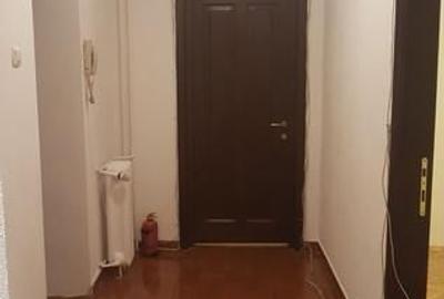 Apartament 3 camere, 83 mp, vedere stradală, ideal birou, Bd. Decebal - 12