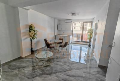 Apartament cu 2 camere decomandat, mobilat în Tomis Plus