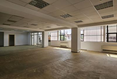 Birou - open space - Expozitiei - 8