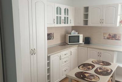 Vitan Mall- bloc reabilitat - 1