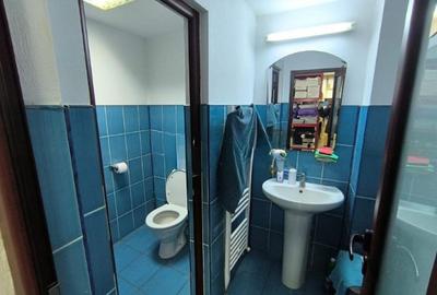 Centru, spatiu comercial 155 mp., front stradal 14 m. - 10