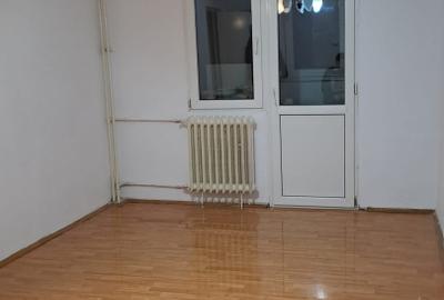 Apartament cu 2 camere semidecomandat în Vitan