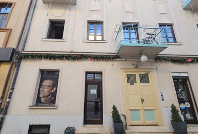 SPAȚIU COMERCIAL ULTRACENTRAL , pietonala ,clădire istorică ,complet  renovata - 1