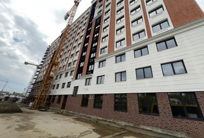 Apartament cu 3 camere decomandat în Frumoasa