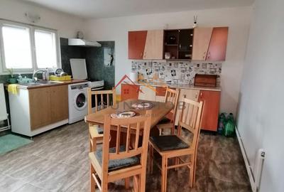 Apartament in vila, 3 camere, centrala termica, liber - 1