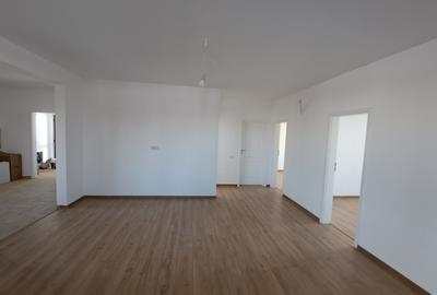 CASA 4 CAMERE CU SUPRAFATA GENEROASA IN  STIL NEOROMANESC - 15
