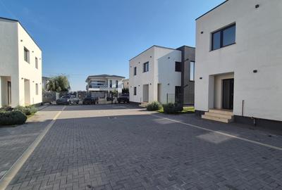 Vila de vanzare in Tunari - 3