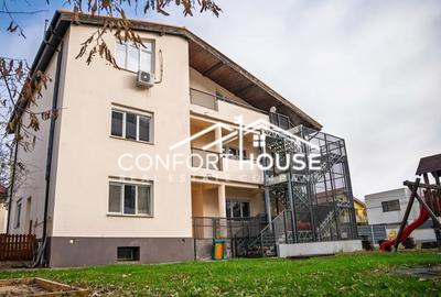 Casă individuală cu 10 camere în Iancu Nicolae