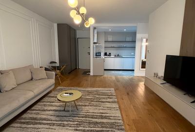 Apartament cu 2 camere semidecomandat, mobilat în Cotroceni