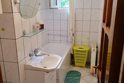 Apartament cu 2 camere decomandat, etajul 2/4, zona CUG - 7