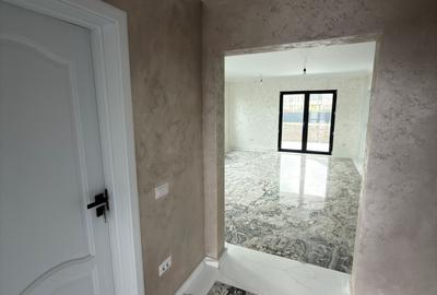 Casa noua cu etaj la cheie zona Scolii 11 - 7