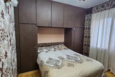 Apartament 3 camere decomandate, etaj 2/4, zona Mircea cel Batran - 3