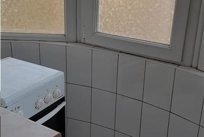 Inchiriere garsoniera spatioasa decomandata pe BD. DECEBAL - 20