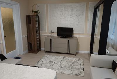 Garsoniera Sala Palatului, Parc Cismigiu, prima inchiriere, bloc consolidat - 5