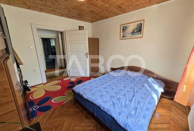 Casa spatioasa de vanzare teren 432 mp zona linistita - Lupeni Sibiu - 5