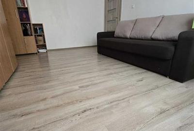 Amenajat la et 3 in bloc anvelopat cu centrala propie - 1