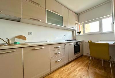 Apartament cu 3 camere | str. Bobâlna | 400 € - 6