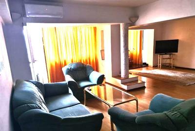 Apartament cu 2 camere, mobilat în Decebal
