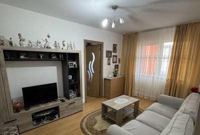 Apartament cu 2 camere semidecomandat în Tomis III