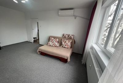 Apartament 3 camere renovat etaj 3 zona Drumul Taberei