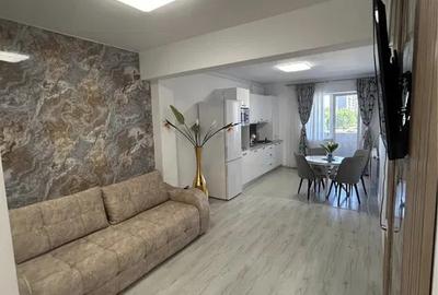 Apartament cu 2 camere semidecomandat în Berceni