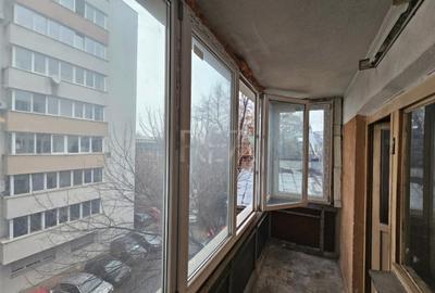 4 camere Dorobanti decomandat, et. 3, an 1980, metrou, 97 mp - 7