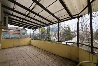 Vilă spațioasă, central, ideală pentru activități comerciale/birouri - 25