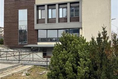 Spatiu Comercial,Clinica Medicala,Showroom,S+P+ET,situat in cartierul Dambul Rot - 1