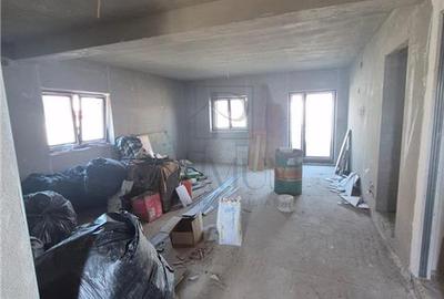 Vila individuala  - suprafata de 180mp utili -  toate utilitatile - 4