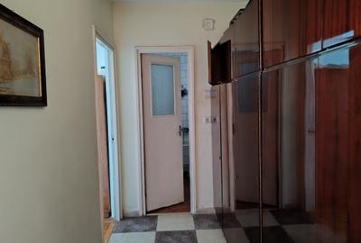 Apartament 3 camere liber la vanzare, pozitie deosebita zona Colinei - 13
