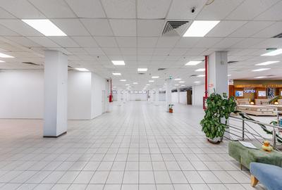 Spatiu comercial 600 mp in Centrul Comercial Kapa la etaj, Comision 0 - 1