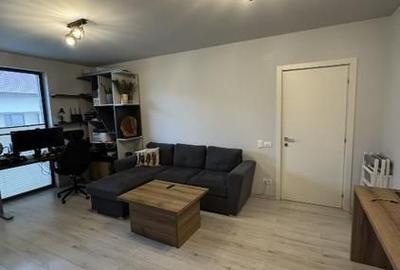 Apartament cu 2 camere decomandat în Sisești