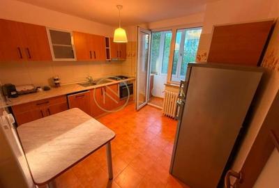 Apartament cu 4 camere decomandat, mobilat în Băneasa