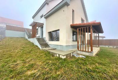 Duplex nou cu 6 camere | 245mp util | Teren 523mp | Salicea - 1