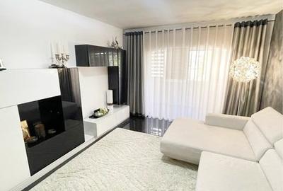 Apartament cu 3 camere decomandat, mobilat în Galata