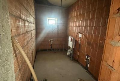 DUPLEX LA ASFALT SI TOATE UTILITATILE LA PRET DE APARTAMENT  POSIBILITATE MANSAR - 6
